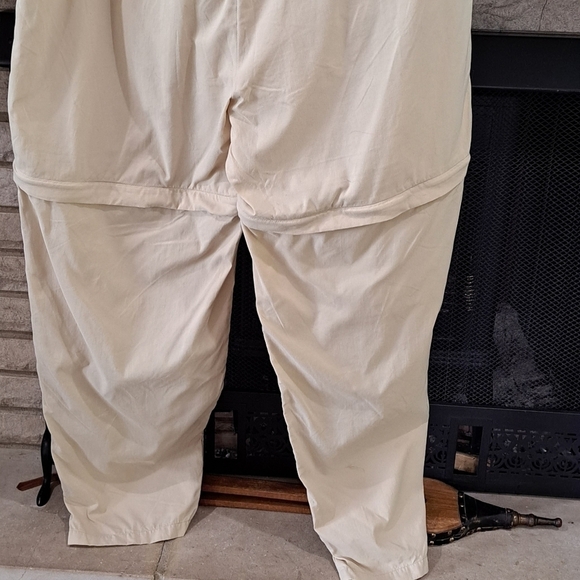 L.L. BEAN Men's Large Convertible Pants Zip Off Nylon Belted Tan 34" Waist Hike - Picture 9 of 12